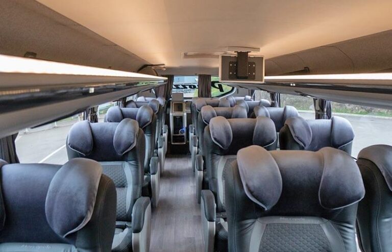 Locação de ônibus Leito Total
